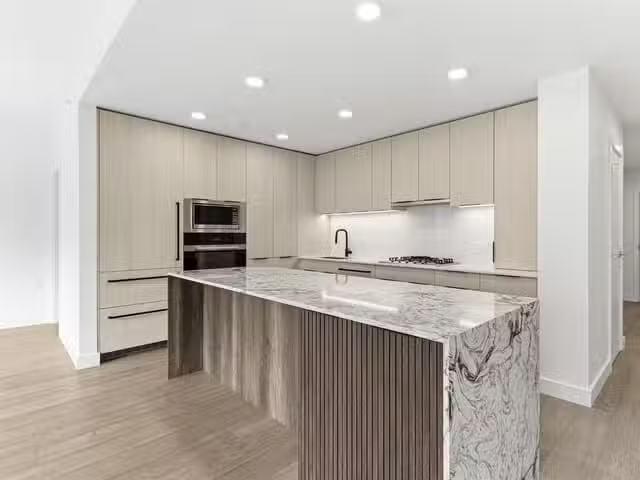 Apartment for sale in Vancouver, Vancouver West, 205 3590 W 39.