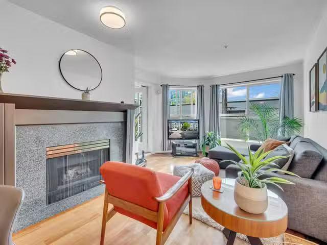 Apartment for sale in Vancouver, Vancouver West, 206 511 W 7th.
