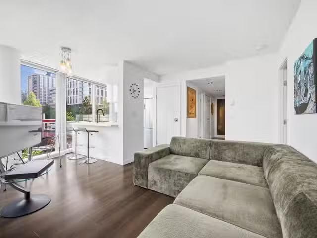 Apartment for sale in Vancouver, Vancouver West, 208 1003 Burn.