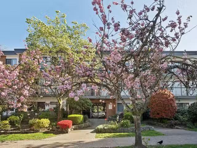 Apartment for sale in Vancouver, Vancouver West, 213 1950 W 8t.
