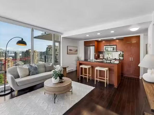 Apartment for sale in Vancouver, Vancouver West, 2305 1255 Sey.