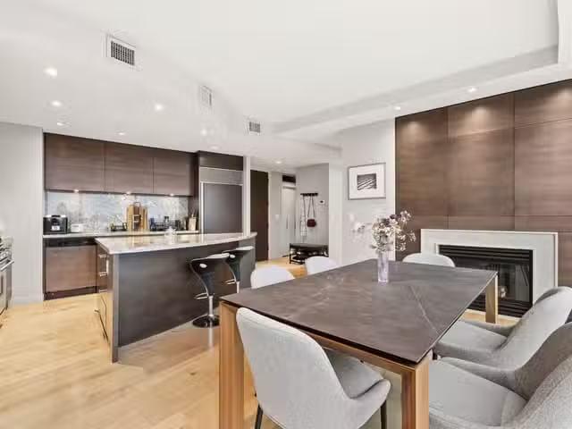 Apartment for sale in Vancouver, Vancouver West, 3403 938 Nels.
