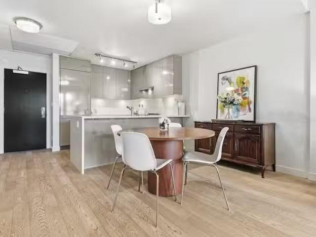 Apartment for sale in Vancouver, Vancouver West, 307 4488 Camb.