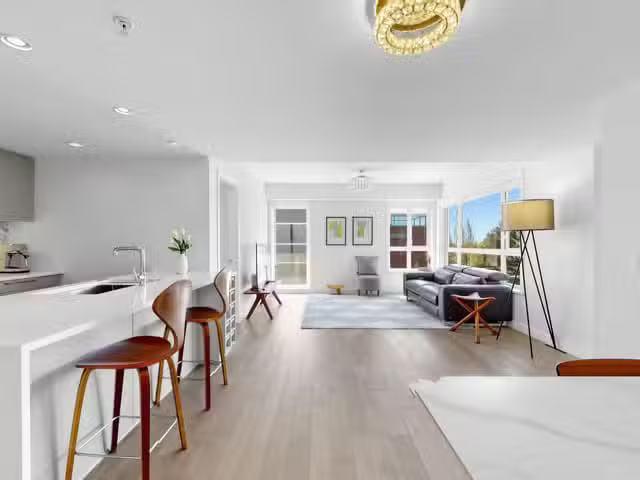Apartment for sale in Vancouver, Vancouver West, 304 7828 Gran.