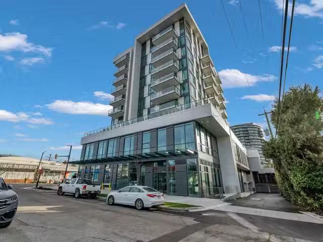 Apartment for sale in Vancouver, Vancouver West, 304 8415 Gran.