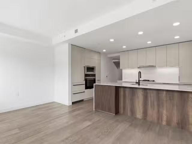 Apartment for sale in Vancouver, Vancouver West, 304 3590 W 39.