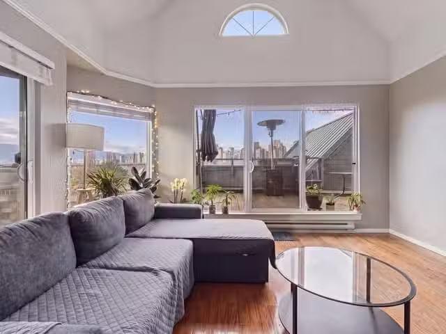 Apartment for sale in Vancouver, Vancouver West, 306 1345 W 4t.
