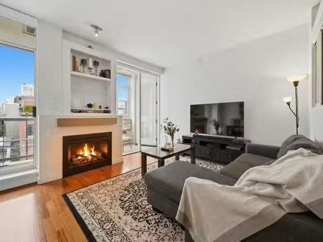 Apartment for sale in Vancouver, Vancouver West, 306 2055 Yuko.