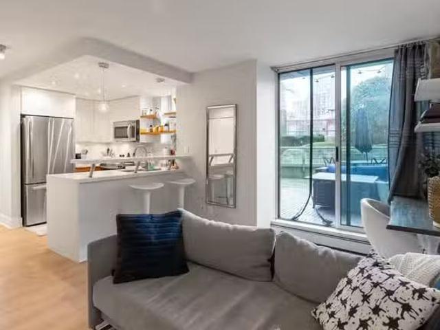 Apartment for sale in Vancouver, Vancouver West, 308 1008 Camb.