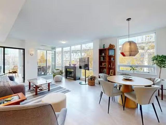 Apartment for sale in Vancouver, Vancouver West, 503 638 Beach.