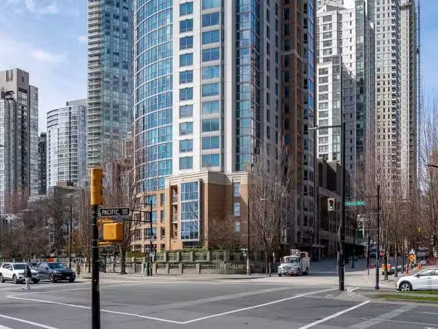 Apartment for sale in Vancouver, Vancouver West, 505 388 Drake.