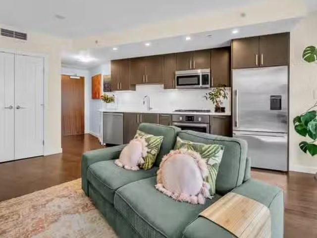 Apartment for sale in Vancouver, Vancouver West, 610 88 W 1st.