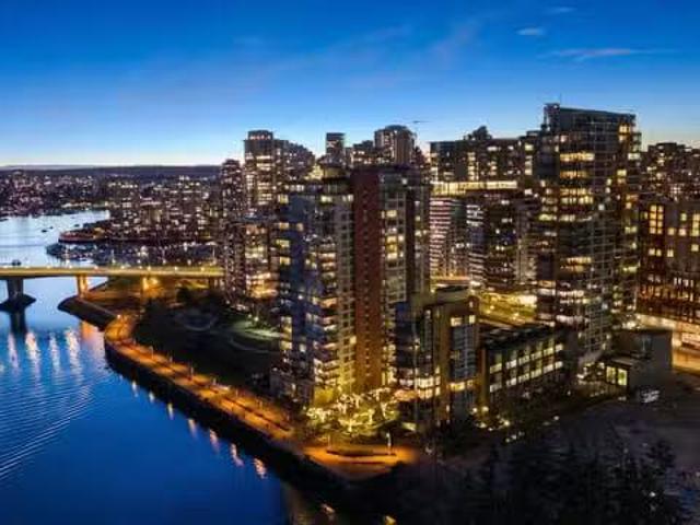 Apartment for sale in Vancouver, Vancouver West, 903 8 Smithe.
