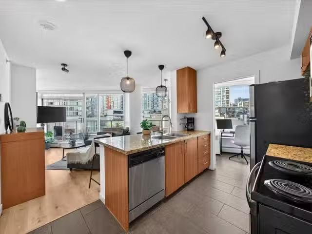 Apartment for sale in Vancouver, Vancouver West, 905 58 Keefer.