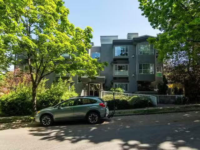Apartment for sale in Vancouver, Vancouver East, PH1 120 Garde.