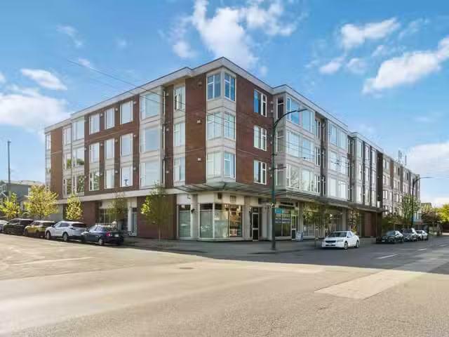 Apartment for sale in Vancouver, Vancouver East, PH6 1838 Renf.