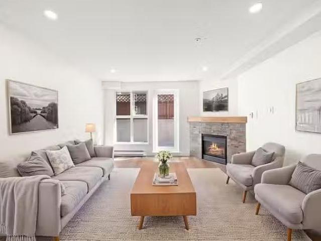 Apartment for sale in Vancouver, Vancouver East, 103 2212 Oxfo.