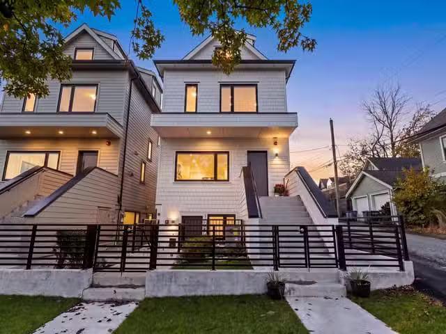 Apartment for sale in Vancouver, Vancouver East, 1 1933 Temple.