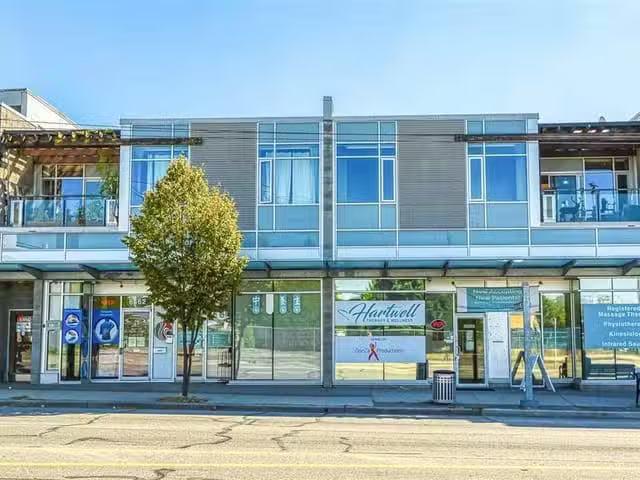 Apartment for sale in Vancouver, Vancouver East, 203 6460 Main.