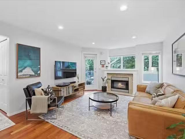 Apartment for sale in Vancouver, Vancouver East, 202 1738 Fran.