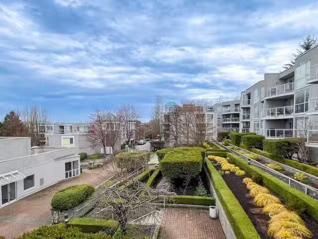 Apartment for sale in Vancouver, Vancouver East, 205 8430 Jell.