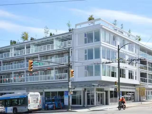Apartment for sale in Vancouver, Vancouver East, 211 2508 Fras.