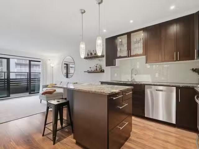 Apartment for sale in Vancouver, Vancouver East, 216 1549 Kitc.
