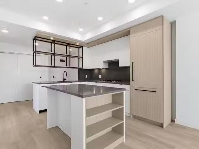 Apartment for sale in Vancouver, Vancouver East, 302 2268 E Br.