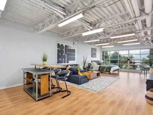 Apartment for sale in Vancouver, Vancouver East, 306 350 E 2nd.