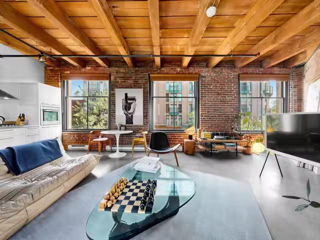 Apartment for sale in Vancouver, Vancouver East, 321 55 E Cord.