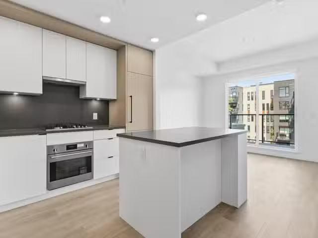 Apartment for sale in Vancouver, Vancouver East, 404 2268 E Br.