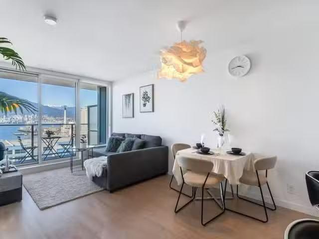 Apartment for sale in Vancouver, Vancouver East, 603 933 E Has.