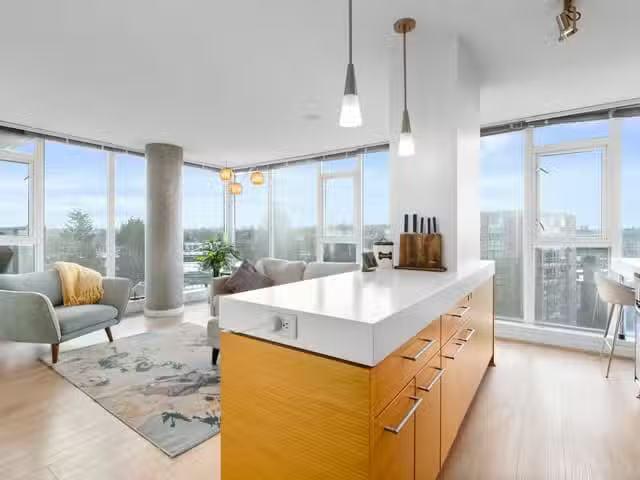 Apartment for sale in Vancouver, Vancouver East, 709 2770 Soph.