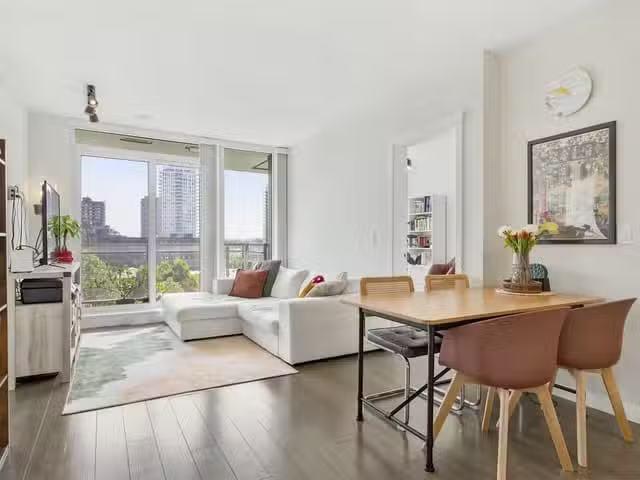 Apartment for sale in Vancouver, Vancouver East, 711 3281 E Ke.