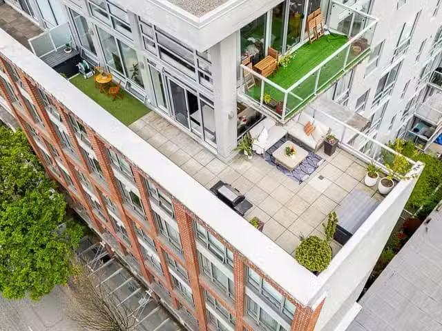 Apartment for sale in Vancouver, Vancouver East, 804 919 Stati.