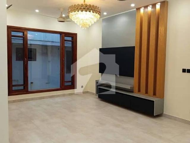 Apartment For Sale On Tipu Sultan