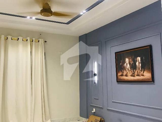 Apartment For Sale Nishat Commercial Phase 6