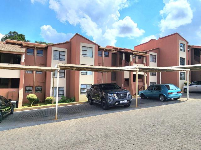 Apartment / Flat For Sale in Winchester Hills, Johannesburg