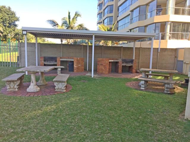 Apartment / Flat For Sale in Amanzimtoti