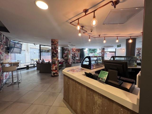 Apartment / Flat For Sale in Hatfield, Pretoria