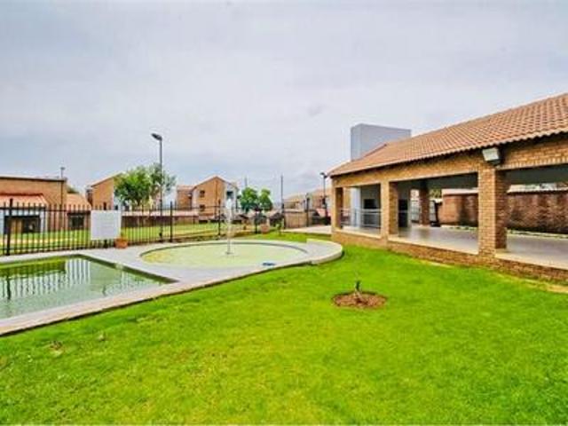 Apartment / Flat in Vorna Valley