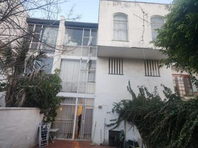 Apartment / Flat in Windsor East