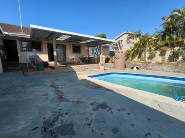 Apartment / Flat in Amanzimtoti