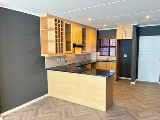 Apartment / Flat in Beach Estate