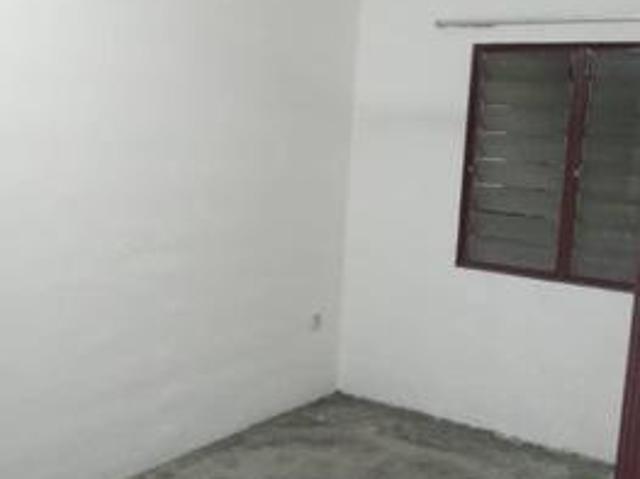 Apartment Flora Damansara