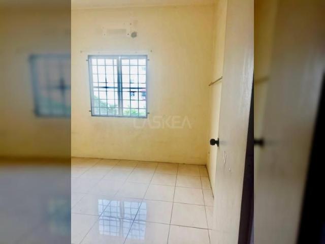 Apartment Flora Taman Subang Intan Seksyen U5 SHAH ALAM Selangor