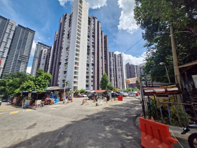 Apartment Kondo Rakyat Desa Pantai For Sale