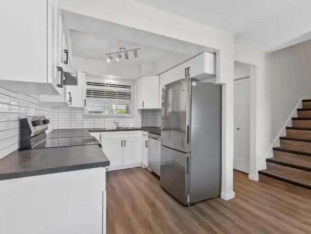 Apartment Kamloops BC 102882852