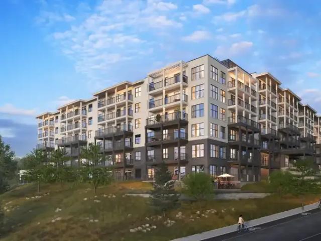 Apartment Kelowna BC 102658470