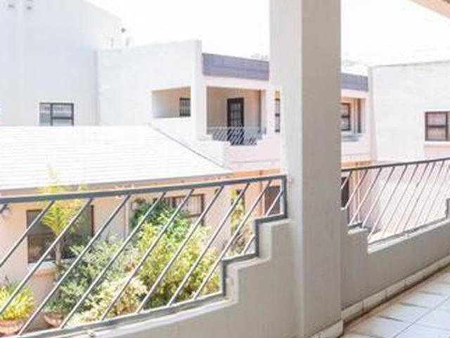 Apartment Houghton Estate Gauteng 67606863